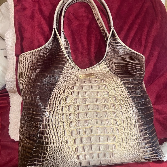 Brahmin Shopper Eclipse Melbourne tote and Suri wallet - Picture 5 of 15